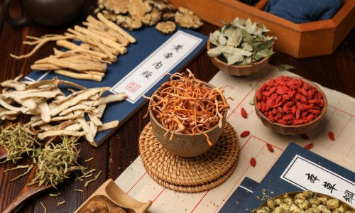 温敷的正确方法-温敷对身体的好处、温敷用什么最好 -温敷的功效网
